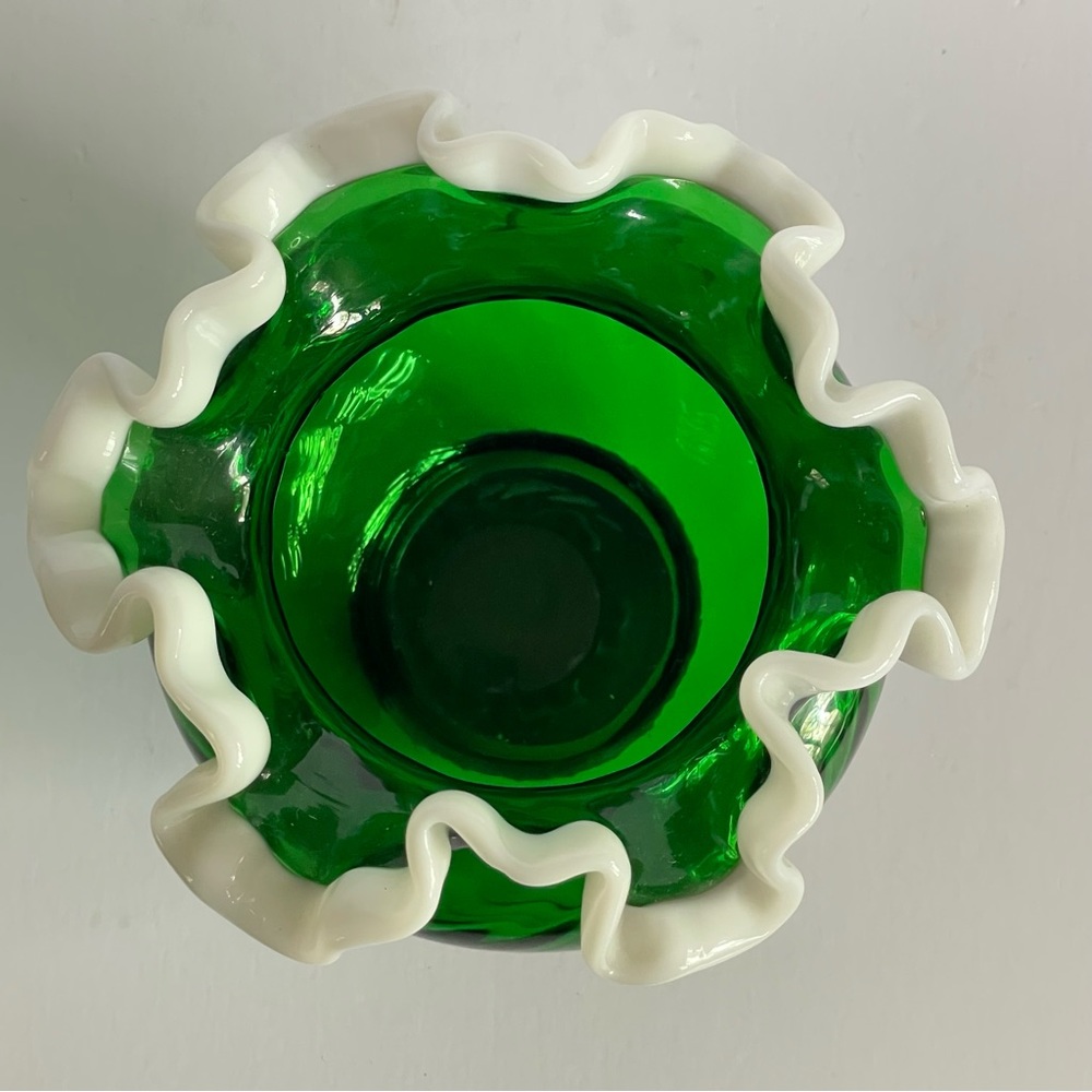 Fenton Emerald  Green Snow Crest  Crimped Round Vase - Picture 4 of 4